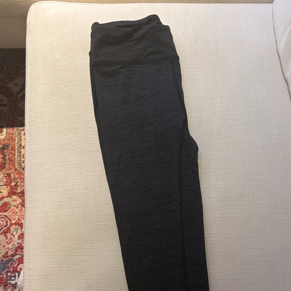 Outdoor Voices Leggings & Matching Sports Bra - Picture 2 of 4